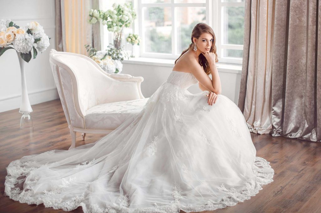 Pick Your Dream Wedding Dress