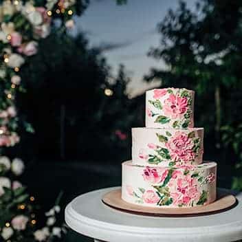delicious wedding cake