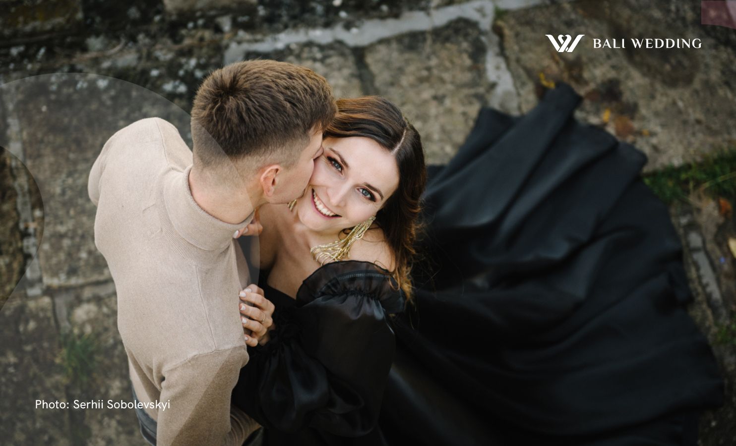 ide foto prewed baju hitam