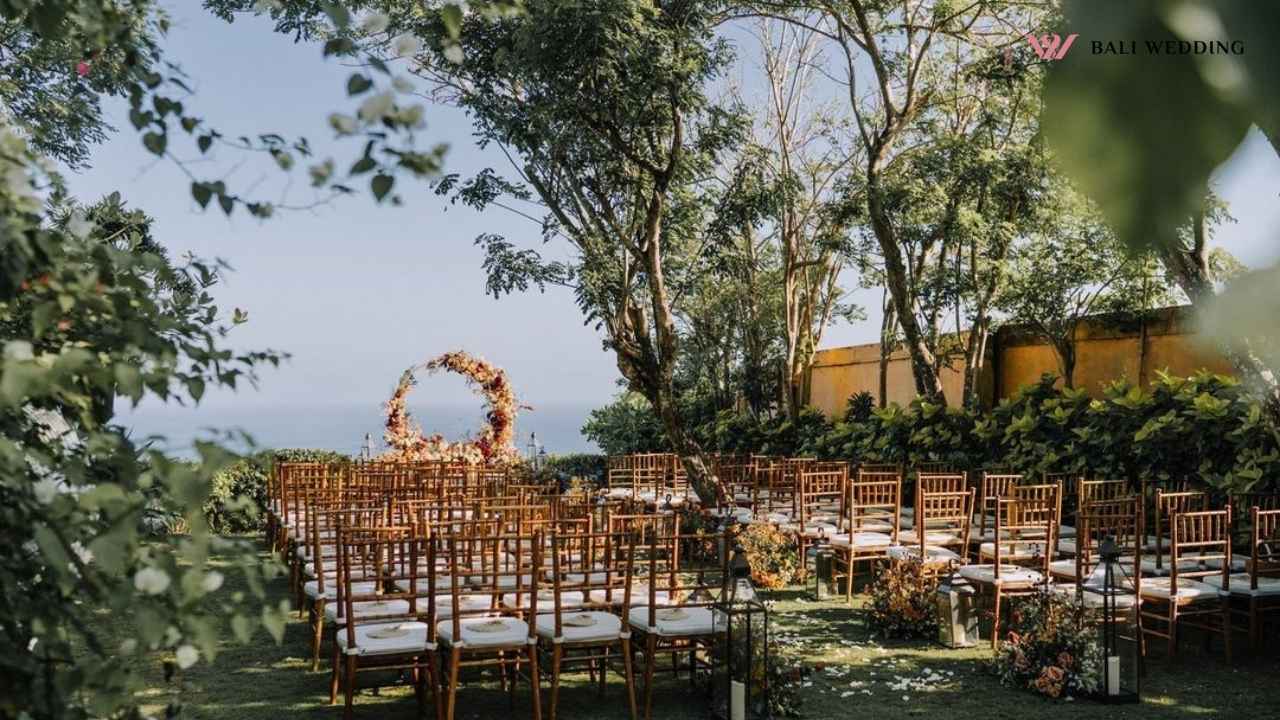 outdoor-garden-wedding-setup-with-ocean-view Outdoor garden wedding setup in Bali with ocean view