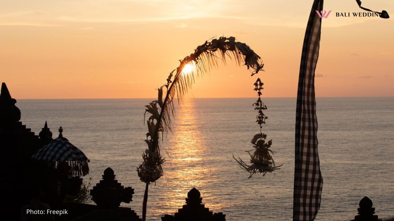 Kecak dance in uluwatu bali