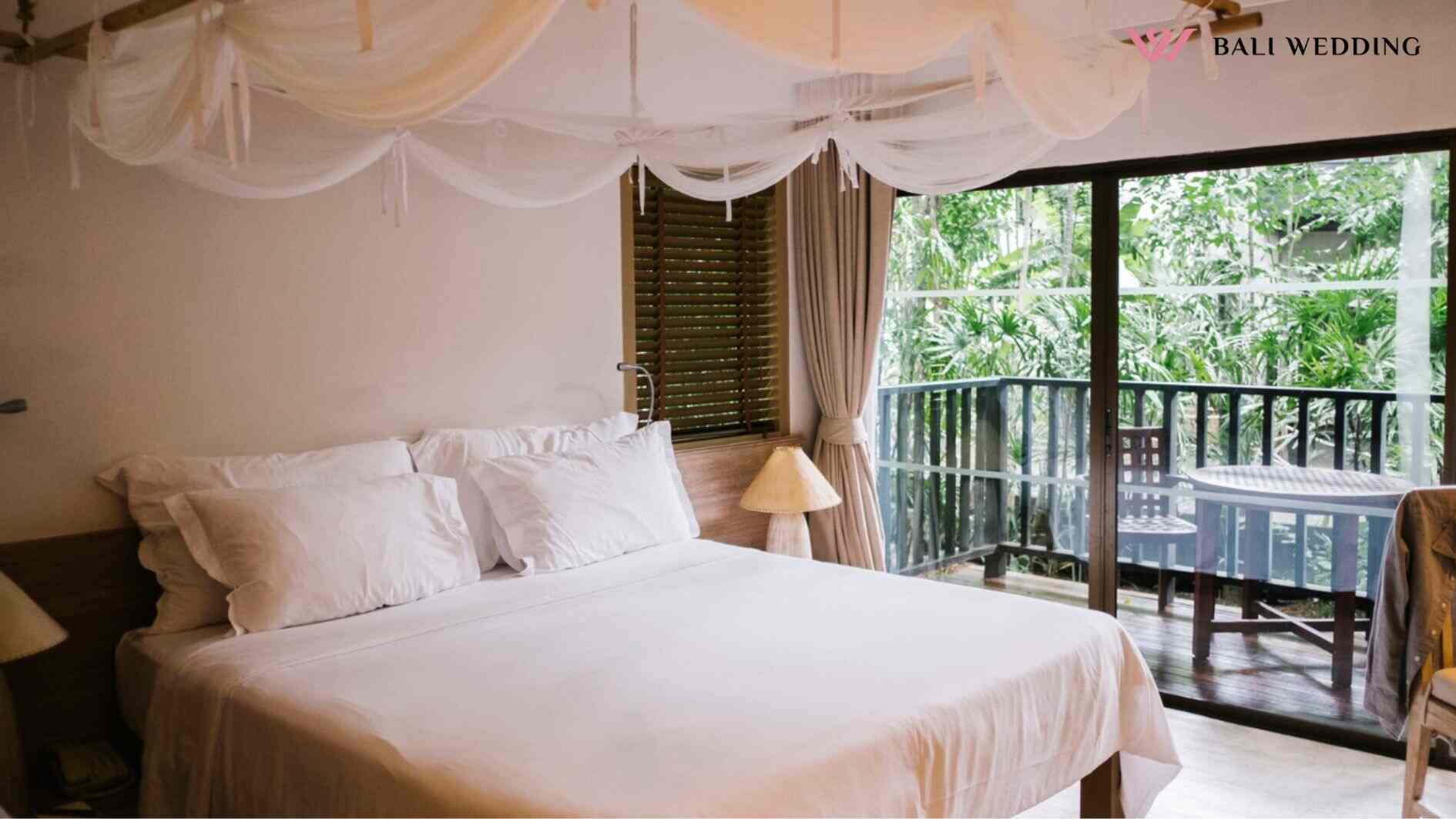 akomodasi pernikahan, Luxury and chill bedroom in hotel