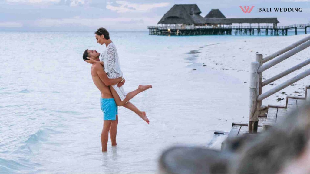 Couple together on a vacation by the ocean