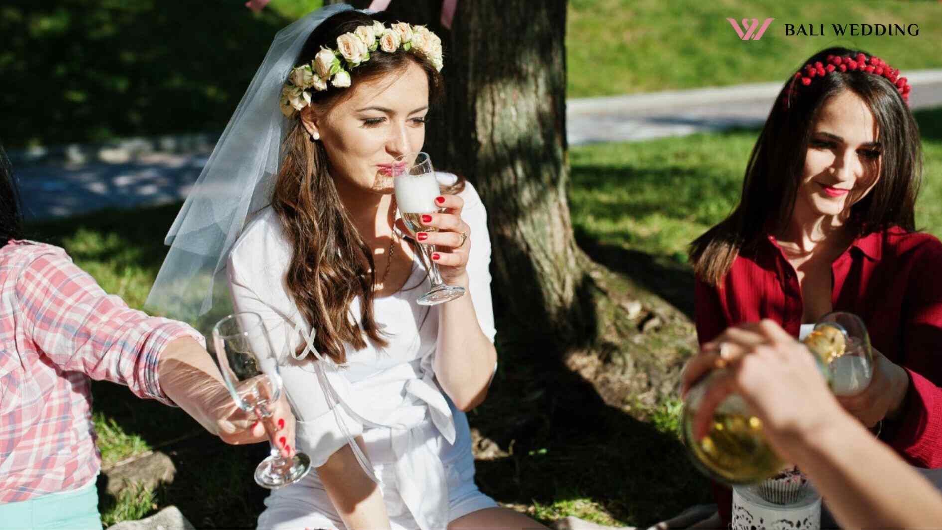 bridal shower, Girls drinking champagne at bachelorette party